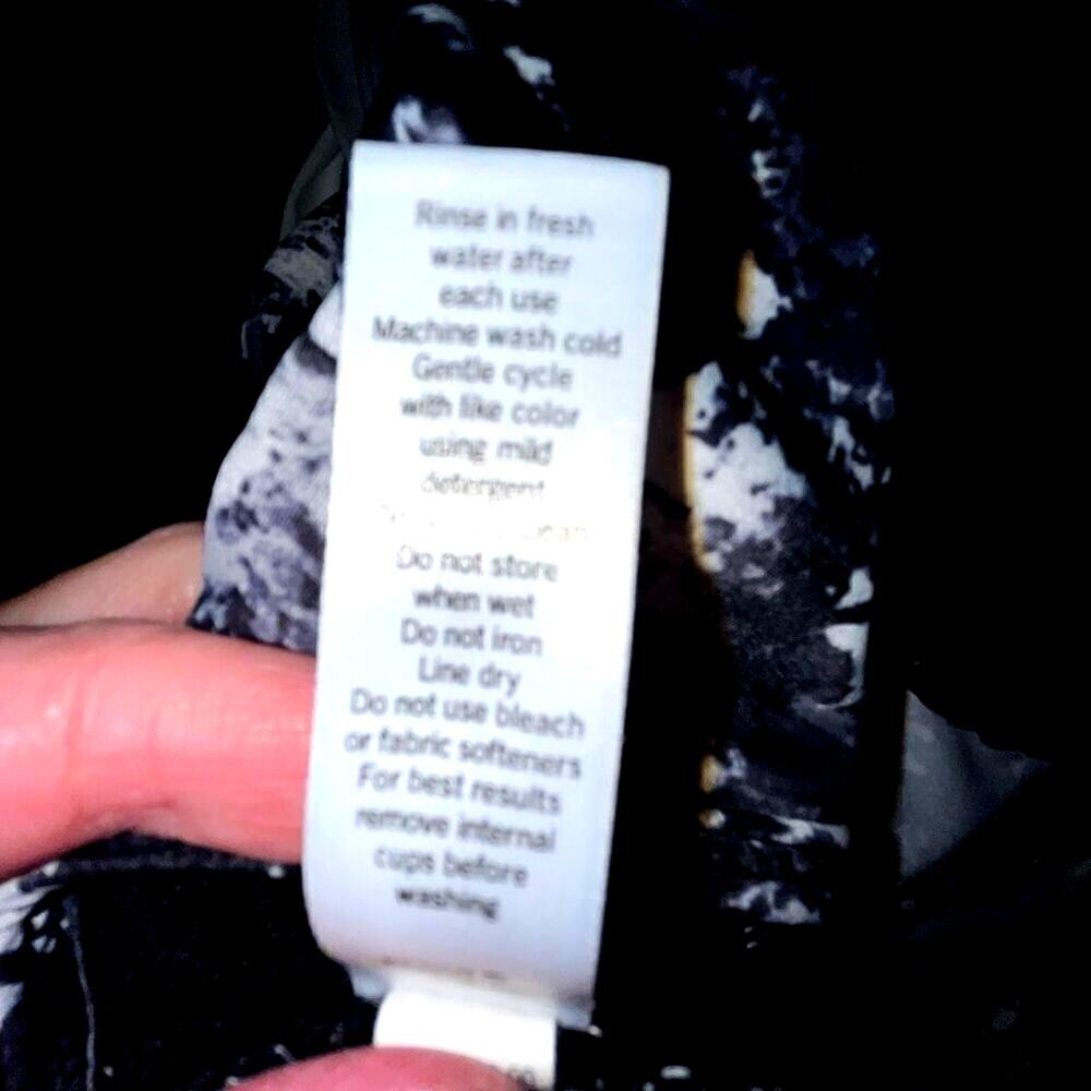 Athleta black & white Zumma halter dress medium - Picture 5 of 5